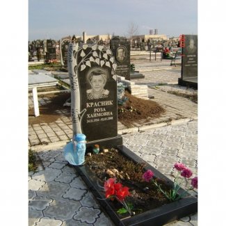 Одинарный гранитный памятник № 021