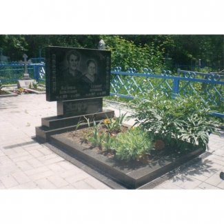 Двойной гранитный памятник № 016