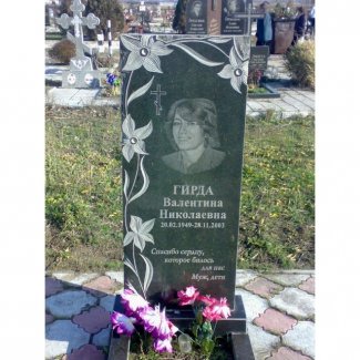 Резной гранитный памятник № 006