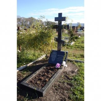 Гранитный крест № 005